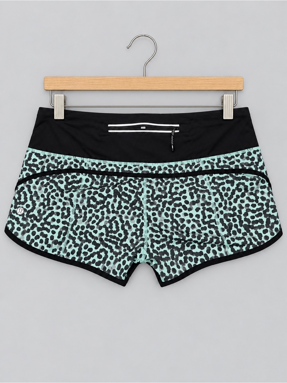🍋4/60$ lululemon athletica Women's Mint Leopard Run Speed Shorts